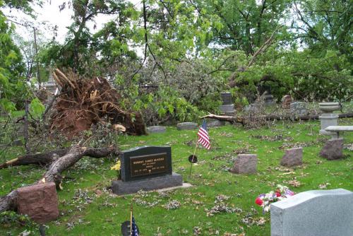 191 2001-06-17 CEMETERY 10