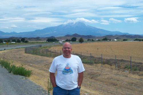 263 2001-07-29 JOHN AT MT.SHASTA.