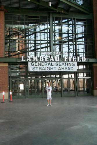 190 2003-04-14 JUSTIN AT PACKER STADUM