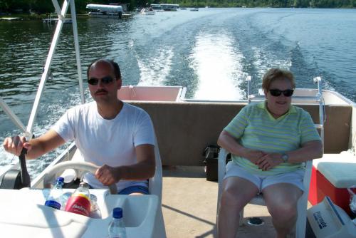 276 2003-07-02 PONTOON BOAT RIDE2