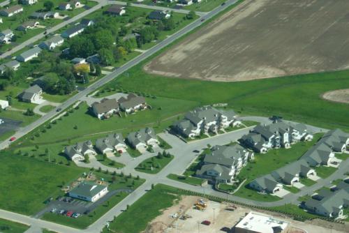 222 2004-06-03 FLYING OVER CONDO