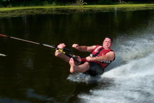 397 2004-09-02 WATER SKIING