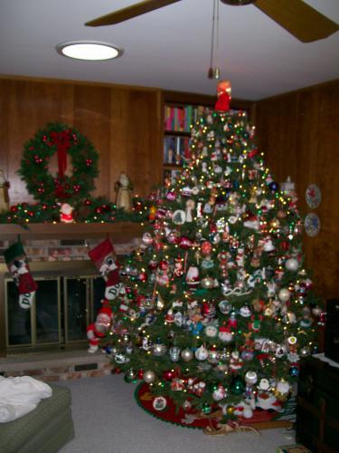 627 XMAS TREE100 0408